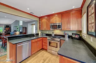 13 Helene Ct, Tinton Falls, NJ 07724 - Photo 7