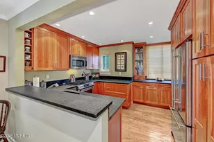 13 Helene Ct, Tinton Falls, NJ 07724 - Photo 9