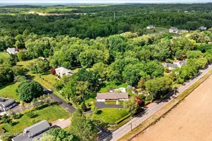 2 Horseshoe Dr, Millstone Township, NJ 08535 - Photo 43
