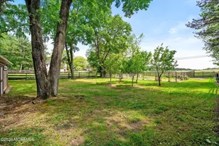 2 Horseshoe Dr, Millstone Township, NJ 08535 - Photo 31
