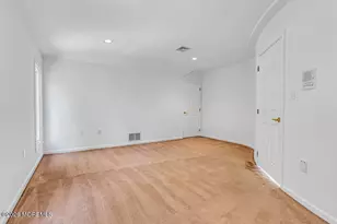 118 Mountainside View, Morganville, NJ 07751 - Photo 51