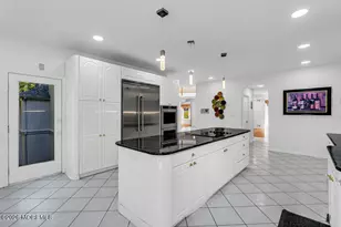 118 Mountainside View, Morganville, NJ 07751 - Photo 31