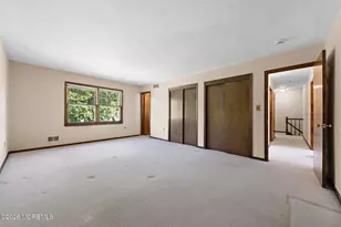 31 Vaughn Dr, Middletown, NJ 07748 - Photo 27