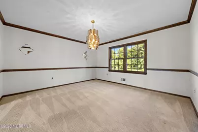 31 Vaughn Drive, Middletown, NJ 07748 - Photo 9