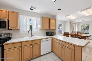111 Augusta St, Tinton Falls, NJ 07712 - Photo 17