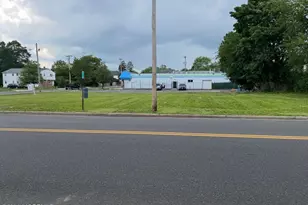 112 Center St, Lakehurst, NJ 08733 - Photo 1