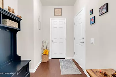 31 W Da Vinci Way, Farmingdale, NJ 07727 - Photo 5