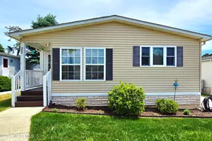 25 Pine Ridge Blvd, Whiting, NJ 08759 - Photo 3