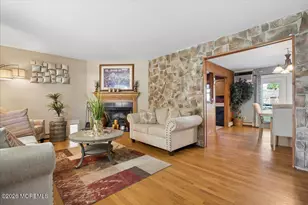 33 Monmouth Ave, North Middletown, NJ 07748 - Photo 7