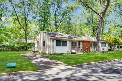 4 Indiana Way #B, Whiting, NJ 08759 - Photo 3