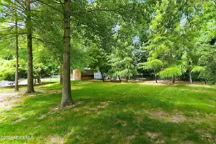 22 Walnut Dr, Howell Township, NJ 07731 - Photo 37