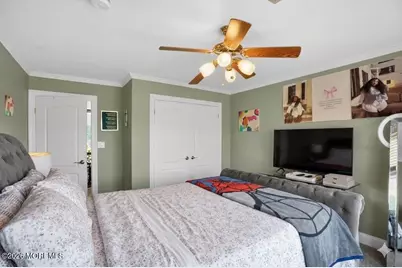 30 Tobi Court, Freehold, NJ 07728 - Photo 27