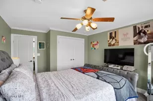 30 Tobi Ct, Freehold, NJ 07728 - Photo 27