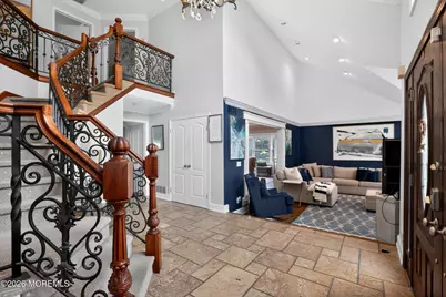 30 Tobi Court, Freehold, NJ 07728 - Photo 9