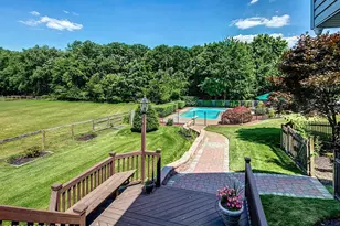 30 Tobi Ct, Freehold, NJ 07728 - Photo 3