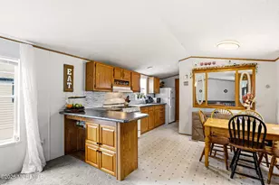 48 Pne Crk Vlg, Hazlet Township, NJ 07730 - Photo 7