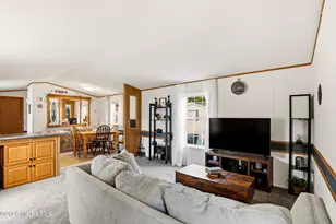 48 Pne Crk Vlg, Hazlet Township, NJ 07730 - Photo 5