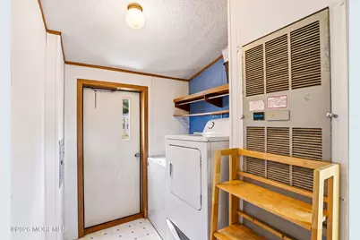 48 Pine Creek Village, Hazlet Township, NJ 07730 - Photo 17