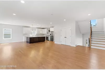 56 W Washington Avenue, Atlantic Highlands, NJ 07716 - Photo 5
