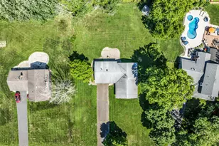 330 Iron Bridge Rd, Freehold, NJ 07728 - Photo 23