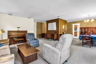 330 Iron Bridge Rd, Freehold, NJ 07728 - Photo 9