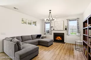 70 Eagle Ridge Cir, Lakewood, NJ 08701 - Photo 15