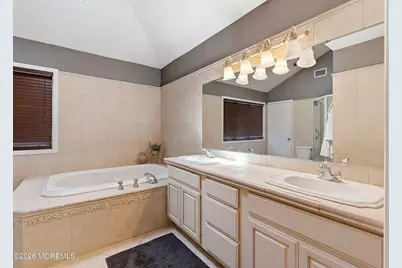 801 Hughes Drive, Hamilton Township, NJ 08609 - Photo 17