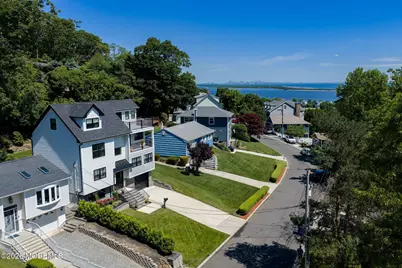 30 Bay Street, Highlands, NJ 07732 - Photo 1