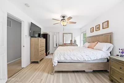 19 Gregory Street, Hazlet Township, NJ 07730 - Photo 15
