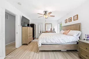 19 Gregory St, Hazlet Township, NJ 07730 - Photo 15
