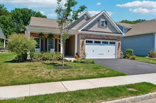 62 Sanctuary Ln, Farmingdale, NJ 07727 - Photo 3