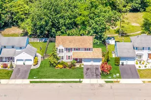 6 Winchester Dr, Howell Township, NJ 07731 - Photo 3