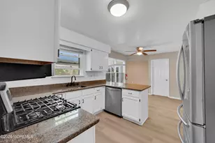 6 Winchester Dr, Howell Township, NJ 07731 - Photo 19