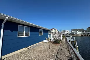 31 Navarra Dr, Brick, NJ 08723 - Photo 25