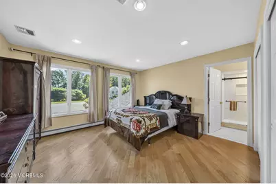 416 Coral Court, Morganville, NJ 07751 - Photo 25