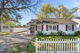 477 Mantoloking Rd, Brick, NJ 08723 - Photo 27