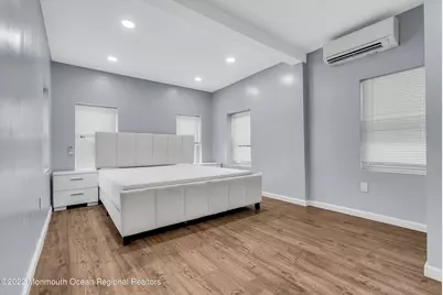 370 W Park Avenue, Oakhurst, NJ 07755 - Photo 19