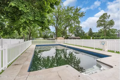 370 W Park Avenue, Oakhurst, NJ 07755 - Photo 27