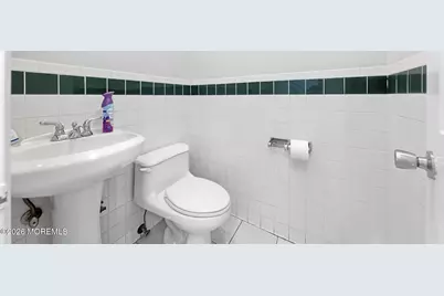 718 W Side Avenue, Jersey City, NJ 07306 - Photo 13