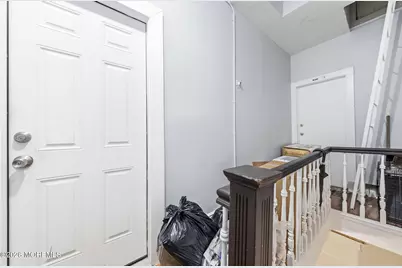 718 W Side Avenue, Jersey City, NJ 07306 - Photo 31