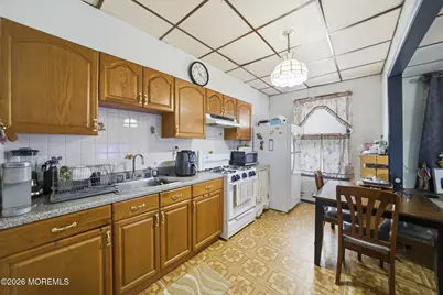 722 W Side Avenue, Jersey City, NJ 07306 - Photo 35