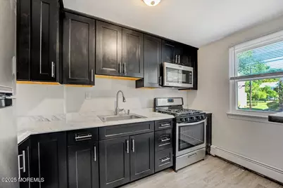 46 Manor Drive #401, Red Bank, NJ 07701 - Photo 9