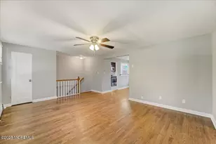 46 Manor Dr, Red Bank, NJ 07701 - Photo 5