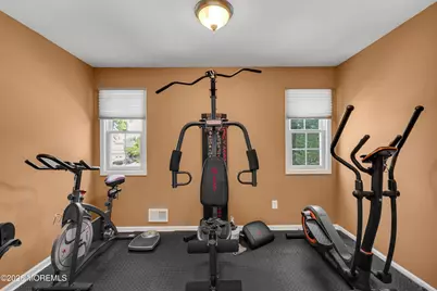 4 Wood Avenue, Middletown, NJ 07758 - Photo 23
