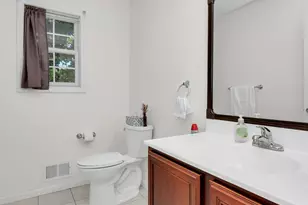 4 Wood Ave, Middletown, NJ 07758 - Photo 15