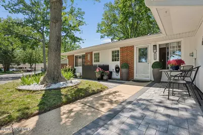 584B Lake Point Drive, Lakewood, NJ 08701 - Photo 23