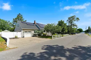 19 Harpoon St, Beachwood, NJ 08722 - Photo 3