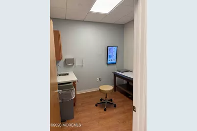186 County Road 520 #Suite 3, Morganville, NJ 07751 - Photo 9