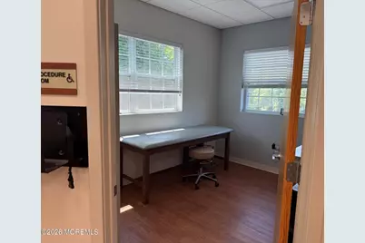 186 County Road 520 #Suite 3, Morganville, NJ 07751 - Photo 11