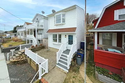 67 S Bay Avenue, Highlands, NJ 07732 - Photo 3